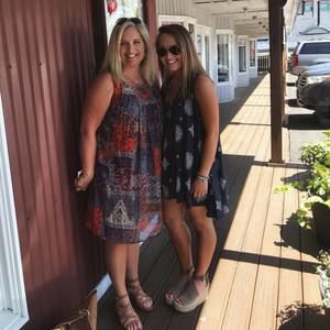 Meet your Posher, Claire